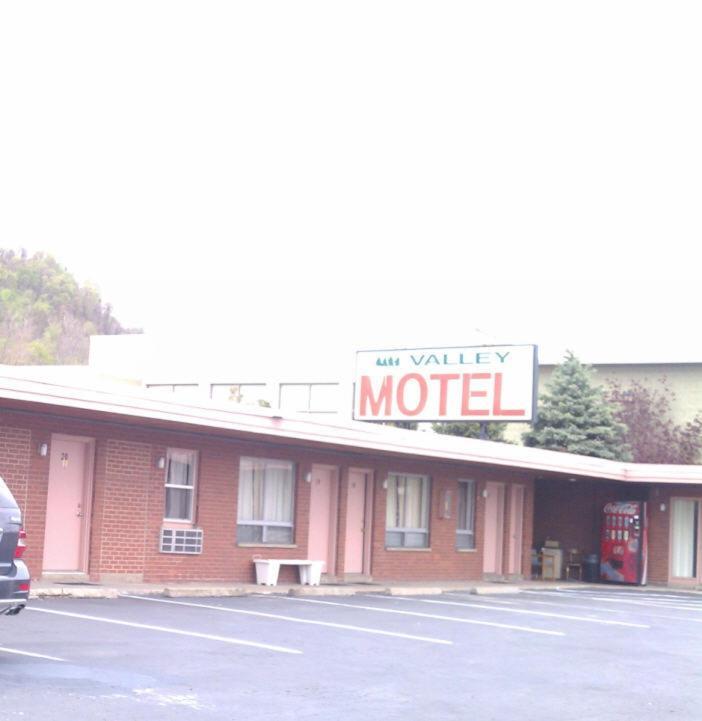 Valley Motel Pittsburgh Harmarville Екстер'єр фото