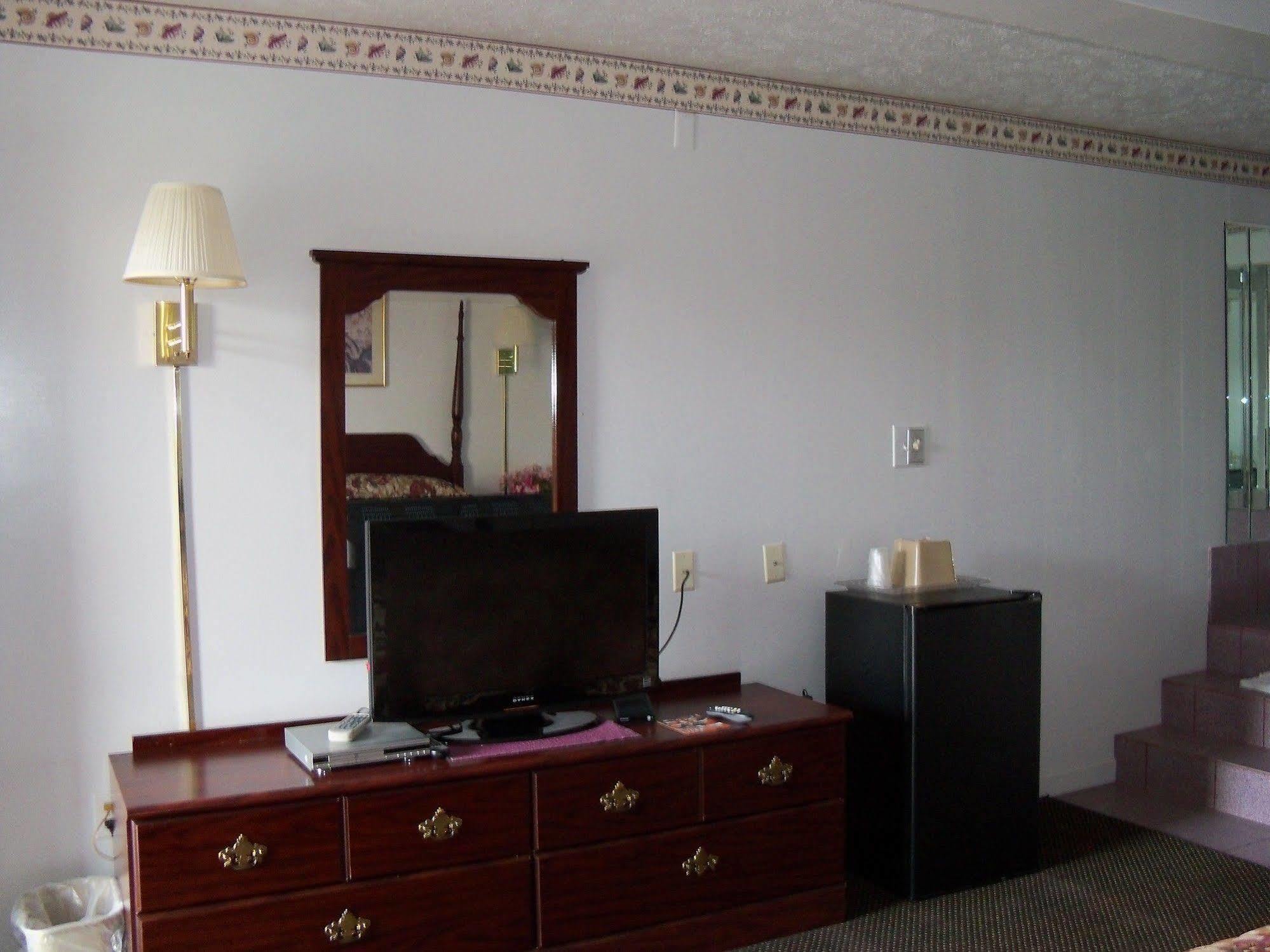 Valley Motel Pittsburgh Harmarville Екстер'єр фото