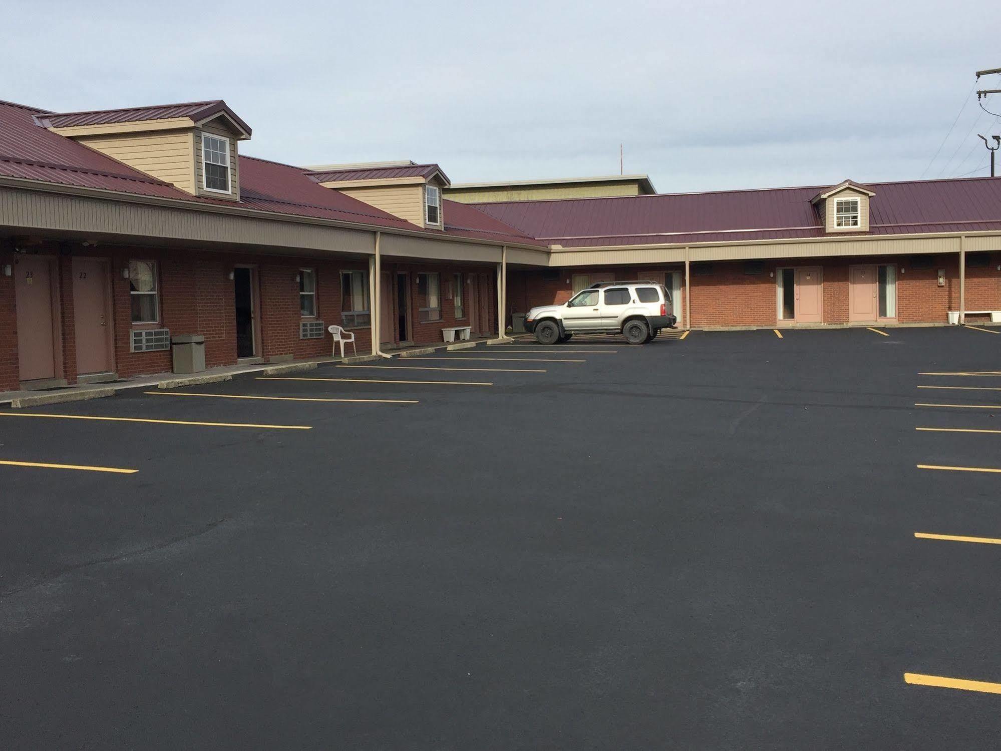 Valley Motel Pittsburgh Harmarville Екстер'єр фото